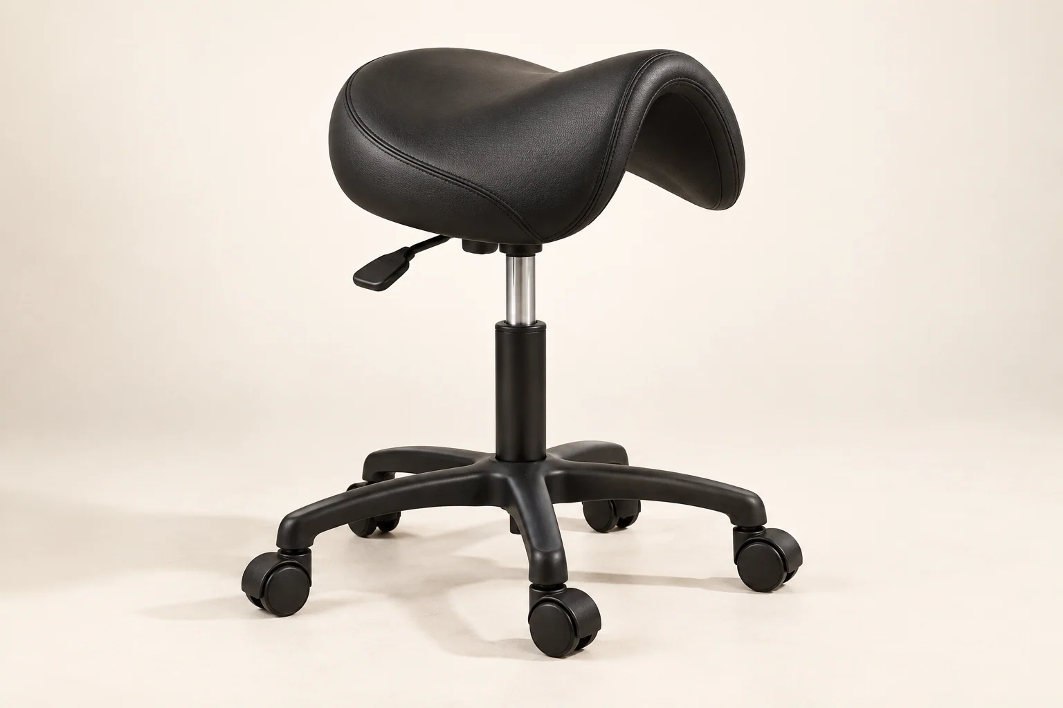 Artist saddle stool